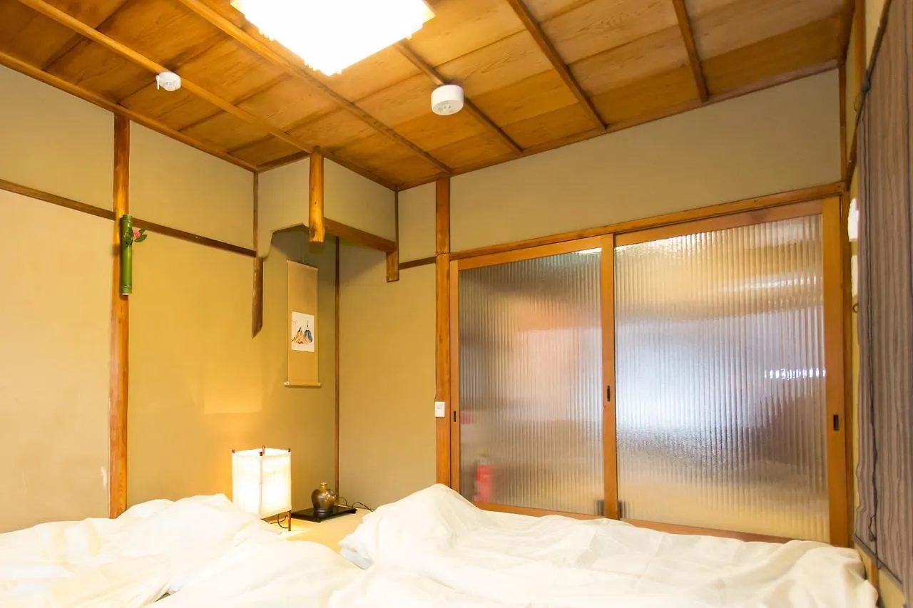 Vakantiehuis Guest House Kyorakuya Kinkakuji Kyoto Japan
